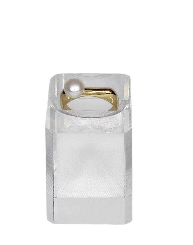 Mia Ring - 18K Gold-Plated Stainless Steel with Pearl - Adjustable